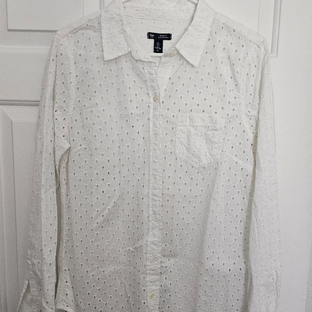 White unwind long sleeve button shirt